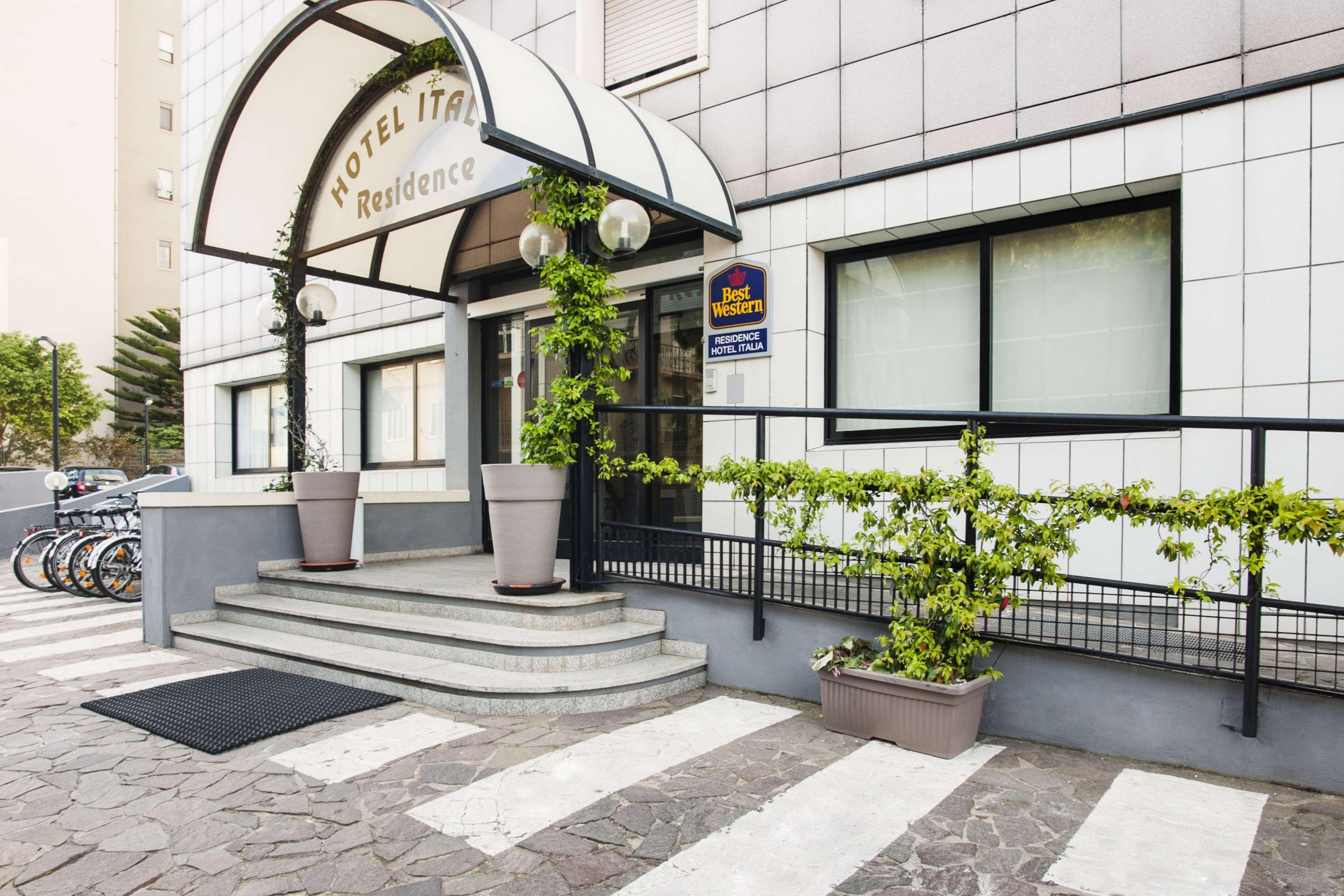 Best Western Hotel Residence Italia Quartu Sant'Elena Exterior photo