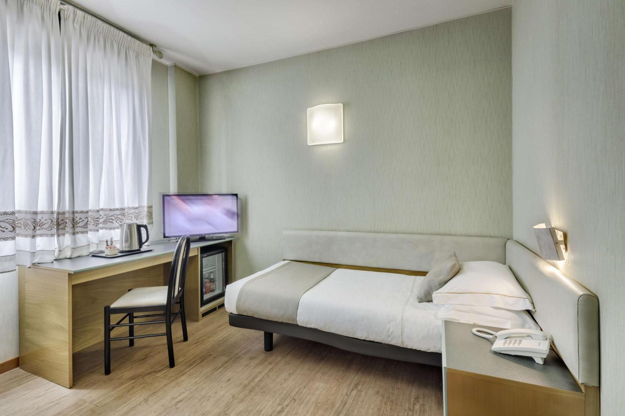 Best Western Hotel Residence Italia Quartu Sant'Elena Exterior photo